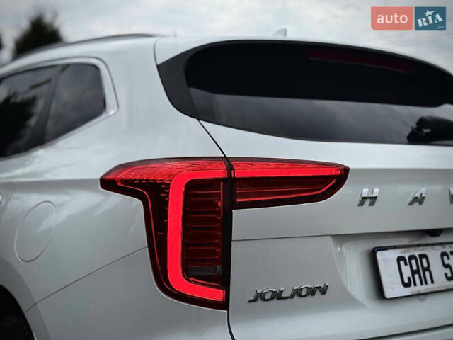Белый Haval Jolion, объемом двигателя 1.5 л и пробегом 50 тыс. км за 16500 $, фото 26 на Automoto.ua