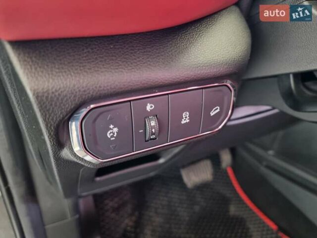 Haval Jolion 2021 у Чернігові на Automoto.ua Чорний Haval Jolion, об'ємом двигуна 1.5 л та пробігом 28 тис. км за 16300 $, фото 15 на Automoto.ua