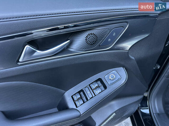 Чорний Haval Jolion, об'ємом двигуна 1.5 л та пробігом 91 тис. км за 14999 $, фото 18 на Automoto.ua