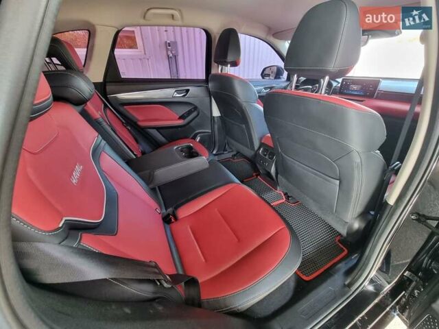 Haval Jolion 2021 у Чернігові на Automoto.ua Чорний Haval Jolion, об'ємом двигуна 1.5 л та пробігом 28 тис. км за 16300 $, фото 3 на Automoto.ua