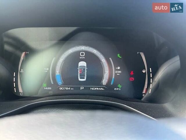 Чорний Haval Jolion, об'ємом двигуна 1.5 л та пробігом 90 тис. км за 16800 $, фото 4 на Automoto.ua