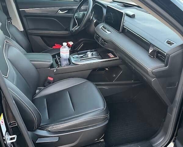 Чорний Haval Jolion, об'ємом двигуна 1.5 л та пробігом 90 тис. км за 16800 $, фото 7 на Automoto.ua