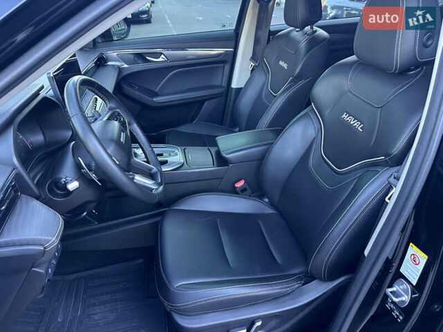 Чорний Haval Jolion, об'ємом двигуна 1.5 л та пробігом 91 тис. км за 14999 $, фото 20 на Automoto.ua