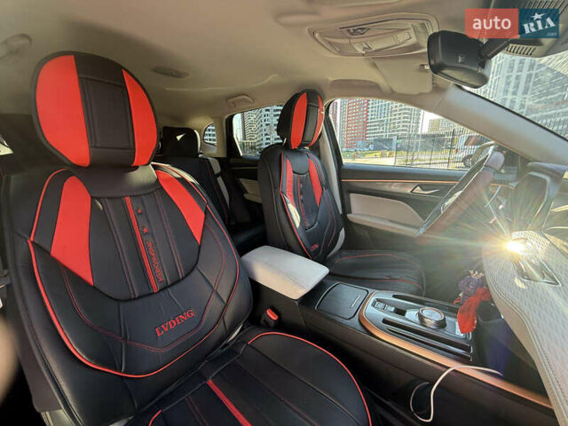 Чорний Haval Jolion, об'ємом двигуна 1.5 л та пробігом 32 тис. км за 20300 $, фото 11 на Automoto.ua