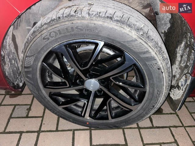 Красный Haval Jolion, объемом двигателя 1.5 л и пробегом 13 тыс. км за 19999 $, фото 17 на Automoto.ua