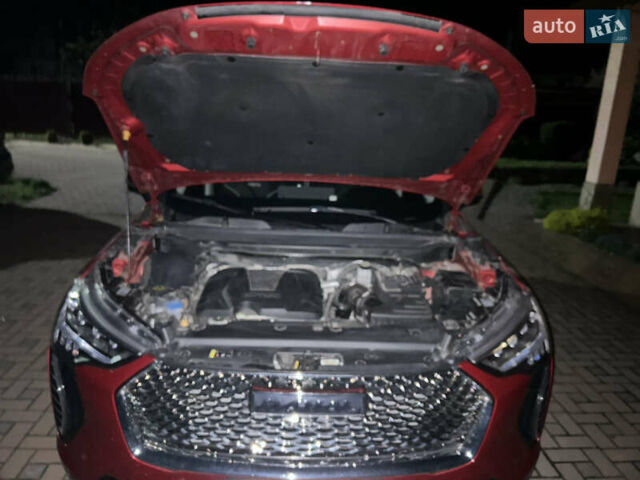 Красный Haval Jolion, объемом двигателя 1.5 л и пробегом 13 тыс. км за 19999 $, фото 20 на Automoto.ua