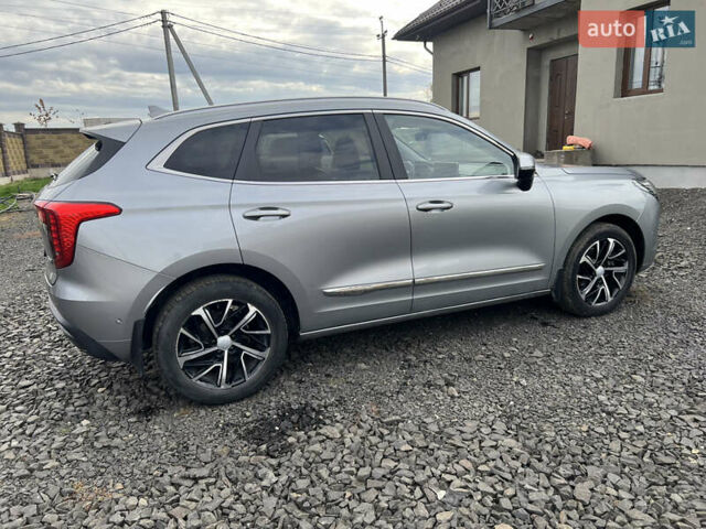 Серый Haval Jolion, объемом двигателя 1.5 л и пробегом 81 тыс. км за 16000 $, фото 5 на Automoto.ua