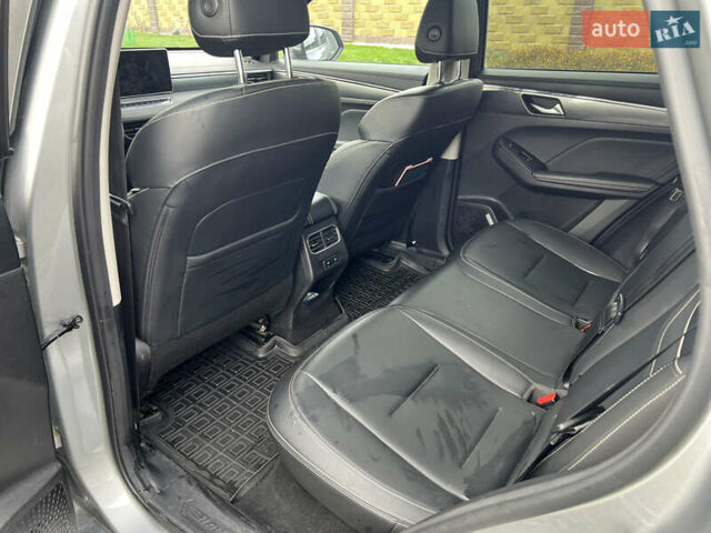 Серый Haval Jolion, объемом двигателя 1.5 л и пробегом 81 тыс. км за 16000 $, фото 12 на Automoto.ua