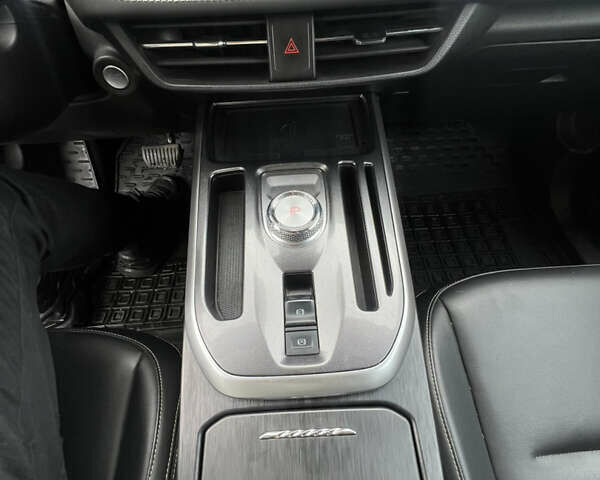 Серый Haval Jolion, объемом двигателя 1.5 л и пробегом 81 тыс. км за 16000 $, фото 23 на Automoto.ua