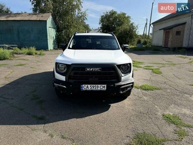 Белый Haval Dargo, объемом двигателя 2 л и пробегом 17 тыс. км за 25600 $, фото 1 на Automoto.ua