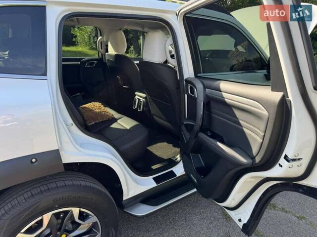 Белый Haval Dargo, объемом двигателя 2 л и пробегом 17 тыс. км за 25600 $, фото 11 на Automoto.ua