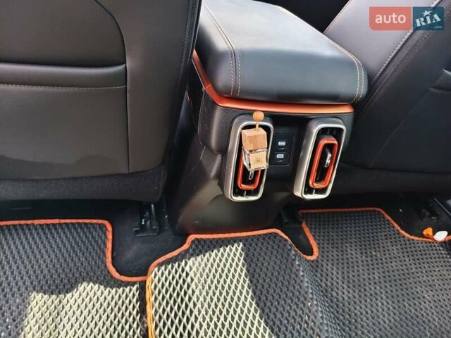 Оранжевый Haval Dargo, объемом двигателя 2 л и пробегом 15 тыс. км за 26100 $, фото 25 на Automoto.ua