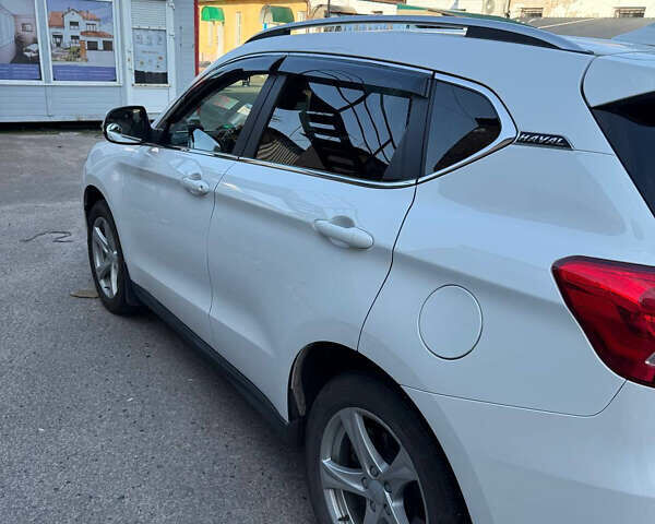 Белый Haval H2, объемом двигателя 1.5 л и пробегом 43 тыс. км за 13500 $, фото 4 на Automoto.ua