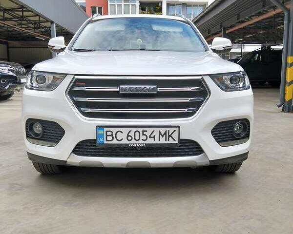 Белый Haval H2, объемом двигателя 1.5 л и пробегом 30 тыс. км за 15000 $, фото 2 на Automoto.ua