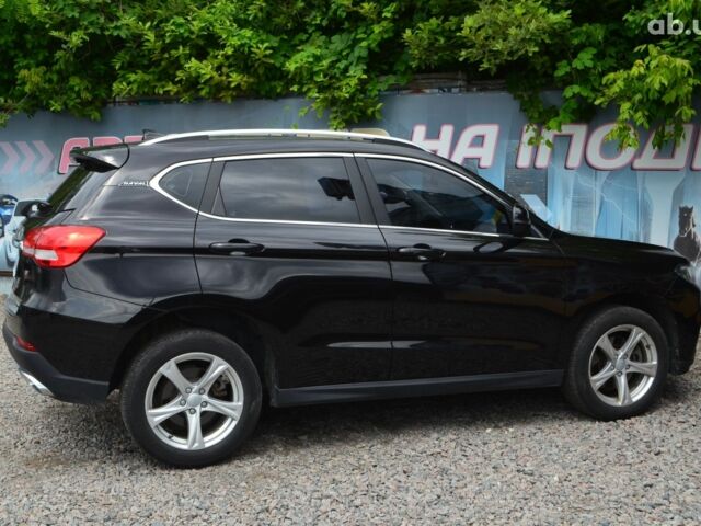 Черный Haval H2, объемом двигателя 1.5 л и пробегом 48 тыс. км за 13500 $, фото 3 на Automoto.ua