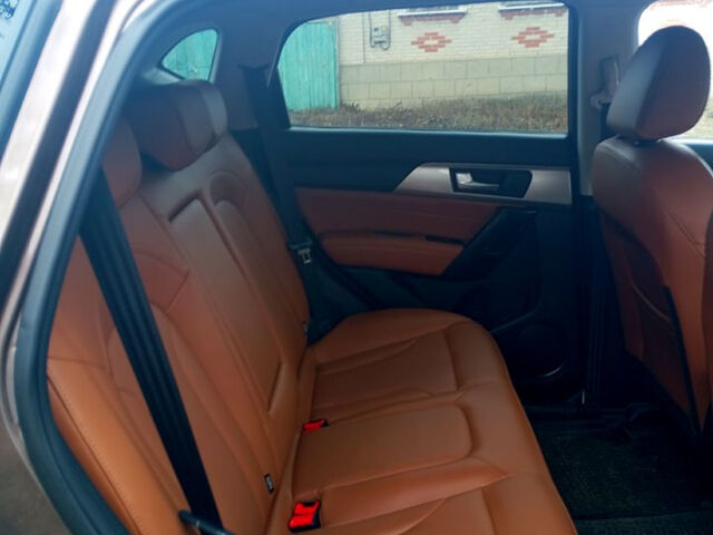 Коричневый Haval H2, объемом двигателя 1.5 л и пробегом 27 тыс. км за 14000 $, фото 4 на Automoto.ua