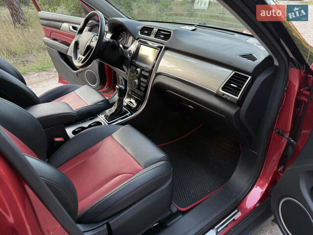 Красный Haval H2, объемом двигателя 1.5 л и пробегом 70 тыс. км за 17000 $, фото 13 на Automoto.ua