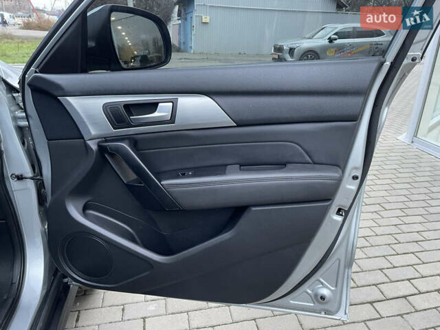 Серый Haval H2, объемом двигателя 1.5 л и пробегом 43 тыс. км за 12500 $, фото 46 на Automoto.ua