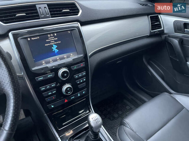 Серый Haval H2, объемом двигателя 1.5 л и пробегом 43 тыс. км за 12500 $, фото 57 на Automoto.ua