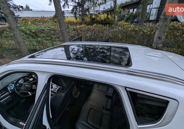 Белый Haval H6, объемом двигателя 1.97 л и пробегом 117 тыс. км за 14200 $, фото 6 на Automoto.ua