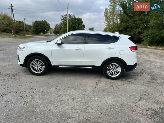 Белый Haval H6, объемом двигателя 1.97 л и пробегом 133 тыс. км за 14000 $, фото 7 на Automoto.ua