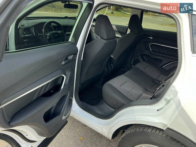 Белый Haval H6, объемом двигателя 1.97 л и пробегом 133 тыс. км за 14000 $, фото 14 на Automoto.ua