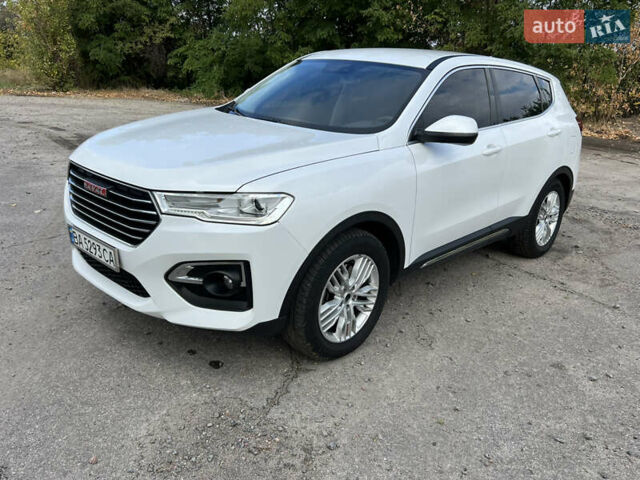 Белый Haval H6, объемом двигателя 1.97 л и пробегом 133 тыс. км за 14000 $, фото 1 на Automoto.ua