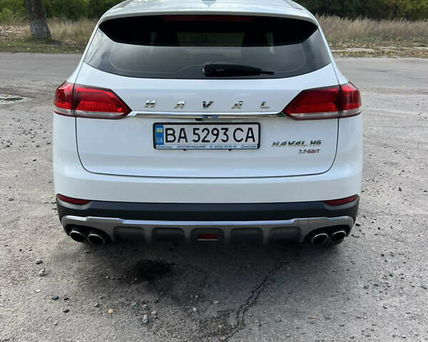 Белый Haval H6, объемом двигателя 1.97 л и пробегом 133 тыс. км за 14000 $, фото 5 на Automoto.ua
