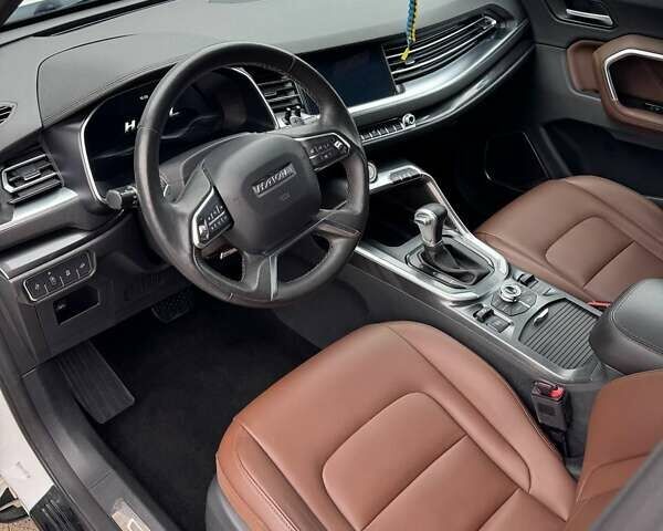 Haval H6 2018 в Кривом Роге на Automoto.ua Белый Haval H6, объемом двигателя 1.97 л и пробегом 150 тыс. км за 16900 $, фото 3 на Automoto.ua