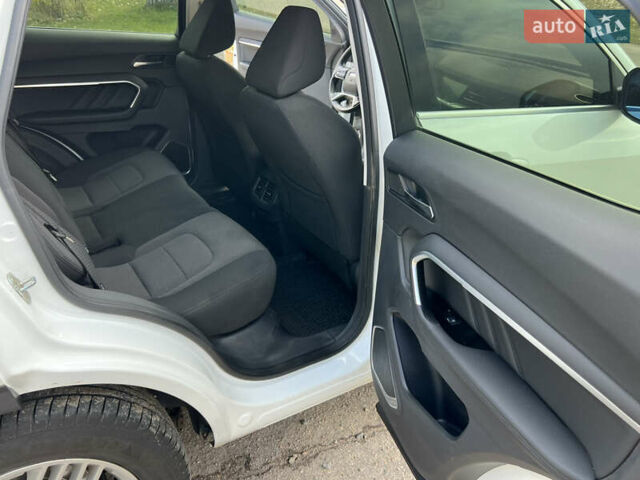 Белый Haval H6, объемом двигателя 1.97 л и пробегом 133 тыс. км за 14000 $, фото 12 на Automoto.ua