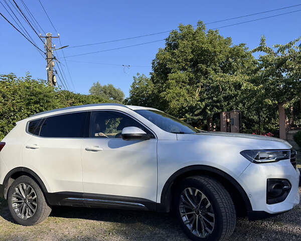 Белый Haval H6, объемом двигателя 1.5 л и пробегом 100 тыс. км за 16300 $, фото 2 на Automoto.ua