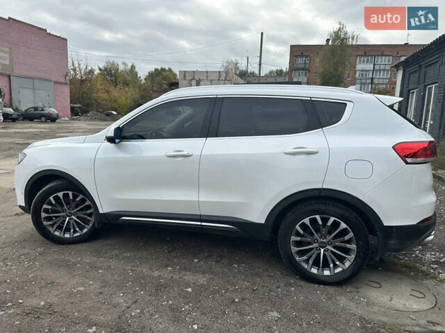 Білий Haval H6, об'ємом двигуна 1.97 л та пробігом 108 тис. км за 14999 $, фото 19 на Automoto.ua