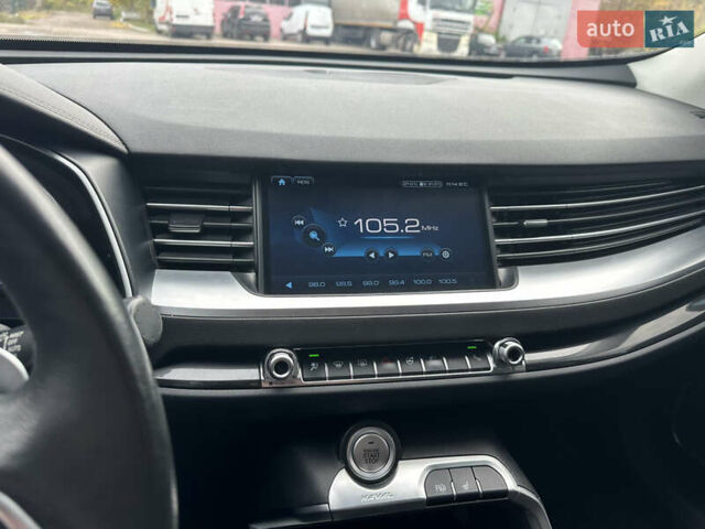 Білий Haval H6, об'ємом двигуна 1.97 л та пробігом 108 тис. км за 14999 $, фото 34 на Automoto.ua
