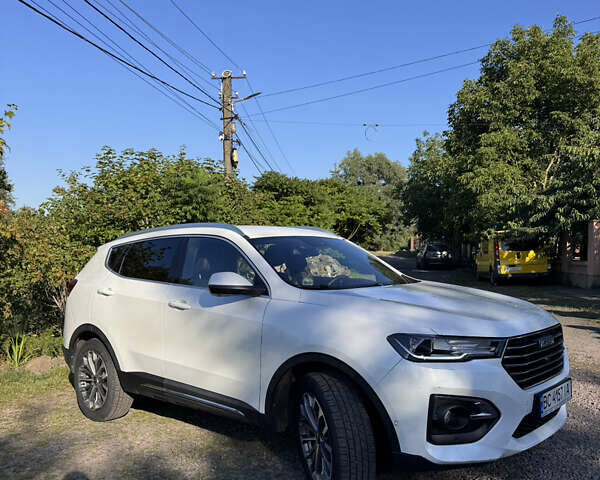 Белый Haval H6, объемом двигателя 1.5 л и пробегом 100 тыс. км за 16300 $, фото 7 на Automoto.ua
