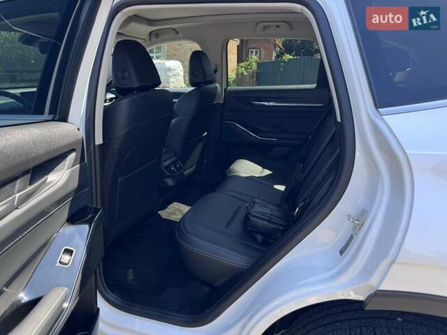 Белый Haval H6, объемом двигателя 2 л и пробегом 22 тыс. км за 22300 $, фото 11 на Automoto.ua