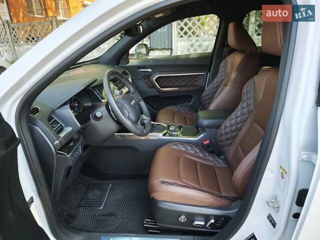 Белый Haval H6, объемом двигателя 2 л и пробегом 11 тыс. км за 18500 $, фото 15 на Automoto.ua