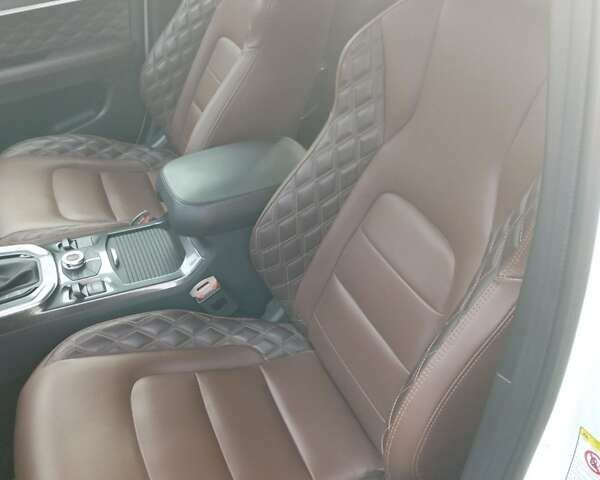 Белый Haval H6, объемом двигателя 2 л и пробегом 63 тыс. км за 16000 $, фото 20 на Automoto.ua