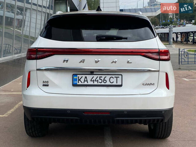 Белый Haval H6, объемом двигателя 2 л и пробегом 39 тыс. км за 21900 $, фото 5 на Automoto.ua
