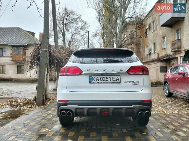 Белый Haval H6, объемом двигателя 2 л и пробегом 63 тыс. км за 16000 $, фото 8 на Automoto.ua