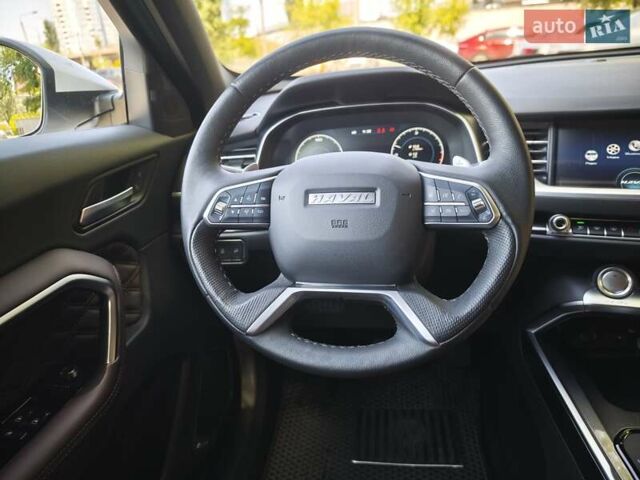 Белый Haval H6, объемом двигателя 2 л и пробегом 11 тыс. км за 18500 $, фото 24 на Automoto.ua