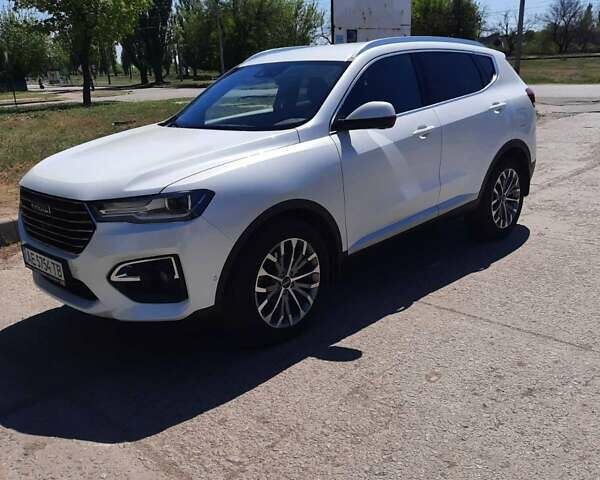 Белый Haval H6, объемом двигателя 1.97 л и пробегом 31 тыс. км за 18800 $, фото 4 на Automoto.ua