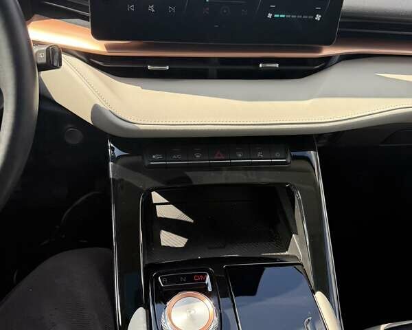 Білий Haval H6, об'ємом двигуна 2 л та пробігом 49 тис. км за 21499 $, фото 15 на Automoto.ua
