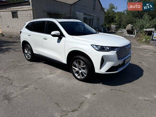 Белый Haval H6, объемом двигателя 2 л и пробегом 22 тыс. км за 22300 $, фото 2 на Automoto.ua