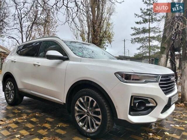 Белый Haval H6, объемом двигателя 2 л и пробегом 63 тыс. км за 16000 $, фото 6 на Automoto.ua