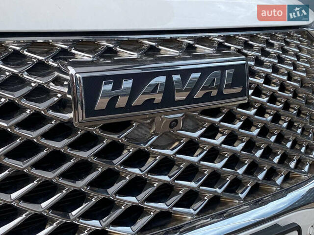 Белый Haval H6, объемом двигателя 2 л и пробегом 39 тыс. км за 21900 $, фото 35 на Automoto.ua