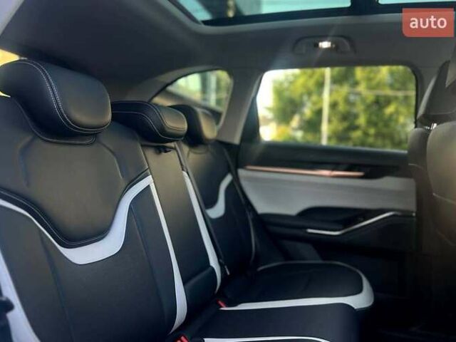 Белый Haval H6, объемом двигателя 2 л и пробегом 13 тыс. км за 26000 $, фото 23 на Automoto.ua