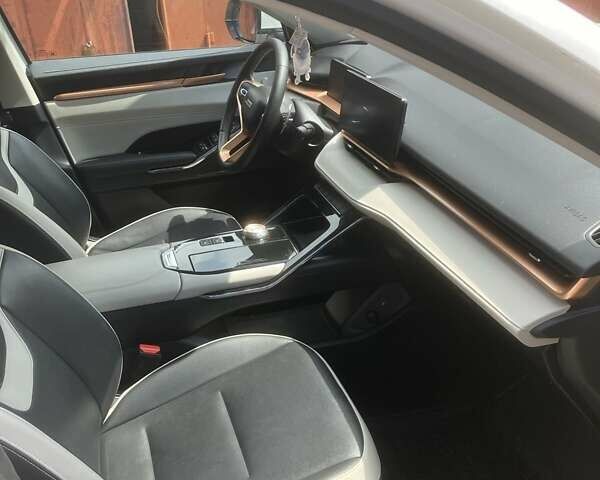 Белый Haval H6, объемом двигателя 2 л и пробегом 27 тыс. км за 19500 $, фото 5 на Automoto.ua