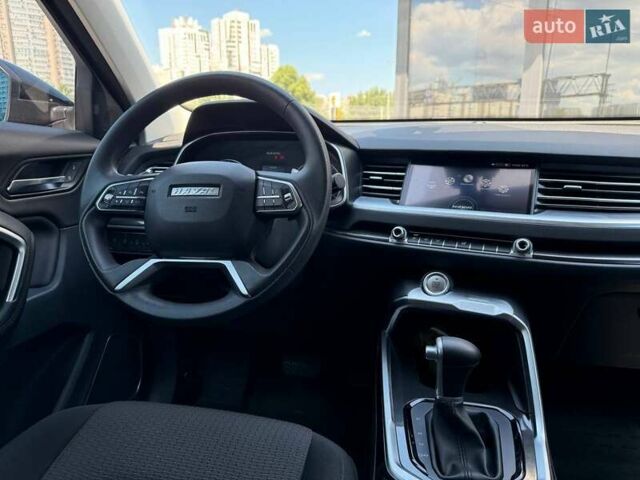Черный Haval H6, объемом двигателя 1.97 л и пробегом 58 тыс. км за 17490 $, фото 13 на Automoto.ua
