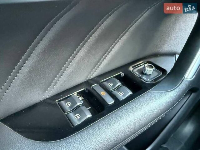 Черный Haval H6, объемом двигателя 1.97 л и пробегом 58 тыс. км за 17490 $, фото 15 на Automoto.ua
