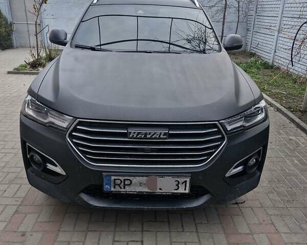 Черный Haval H6, объемом двигателя 2 л и пробегом 130 тыс. км за 8300 $, фото 2 на Automoto.ua